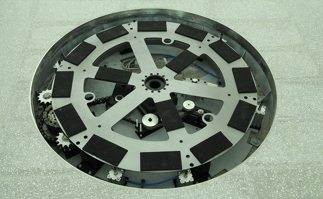 Drehscheibe für Steinplatte